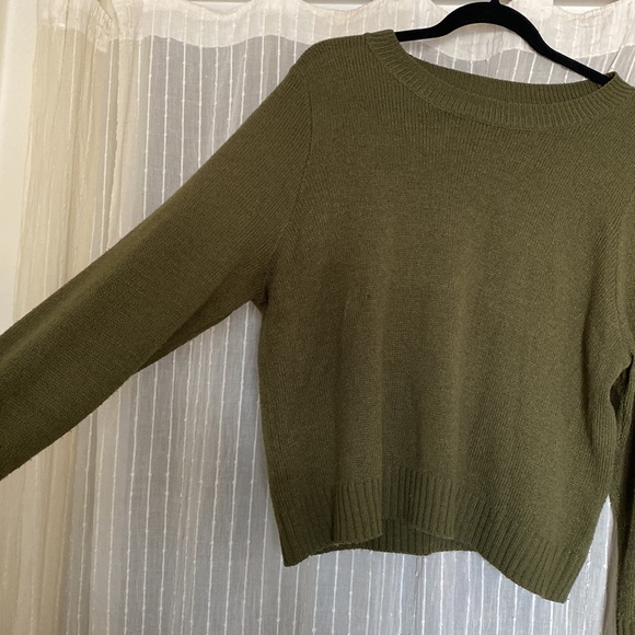 H&M Green Sweater, Size L - Picture 4 of 5